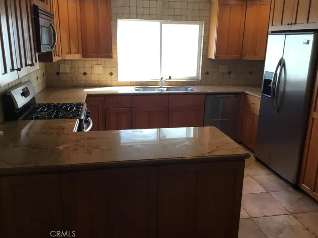 1702 Elm Avenue 24, Torrance, California 90503