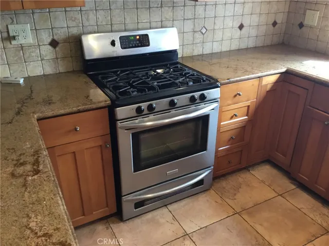 1702 Elm Avenue 24, Torrance, California 90503