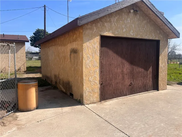 garage 2