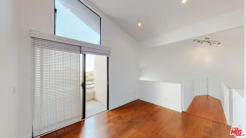 16137 W Sunset Boulevard 302, Pacific Palisades, California 90272