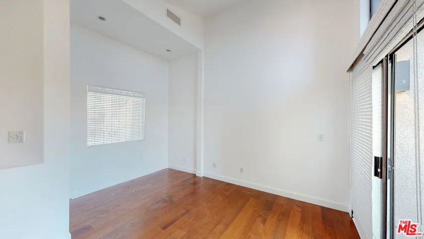 16137 W Sunset Boulevard 302, Pacific Palisades, California 90272