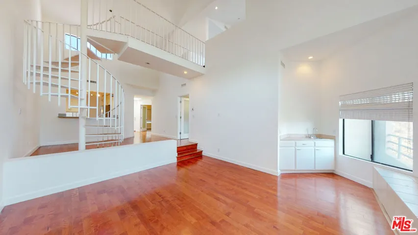 16137 W Sunset Boulevard 302, Pacific Palisades, California 90272