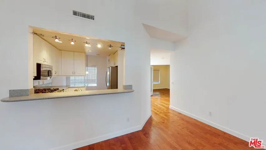 16137 W Sunset Boulevard 302, Pacific Palisades, California 90272