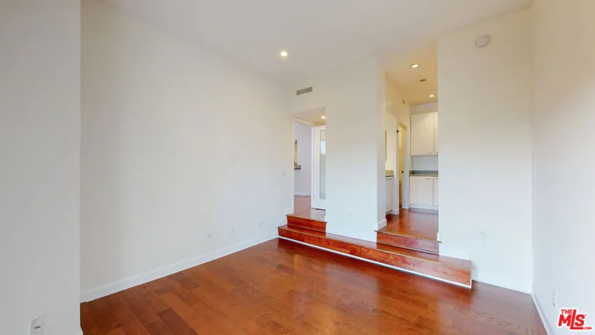16137 W Sunset Boulevard 302, Pacific Palisades, California 90272