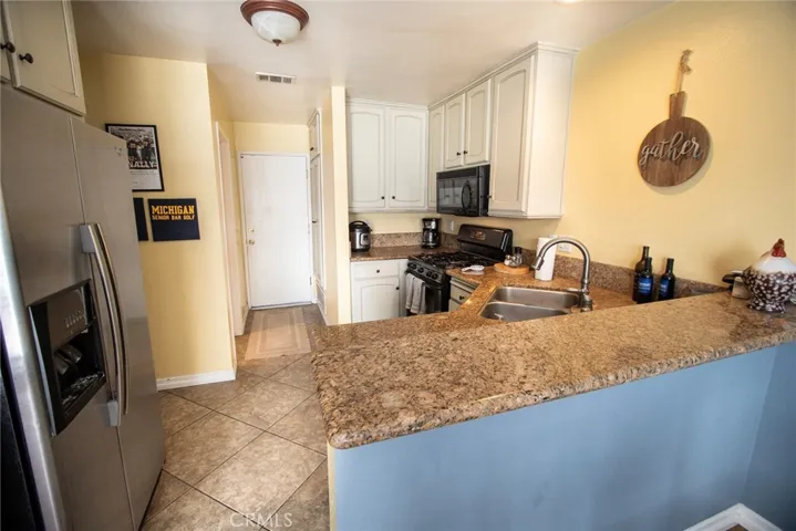 Breakfast bar