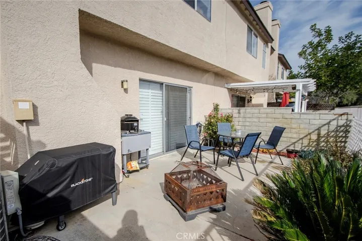 22909 Banyan Place 237, Saugus, California 91390