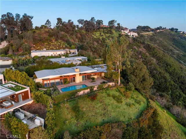 1470 Laurel Way, Beverly Hills, California 90210