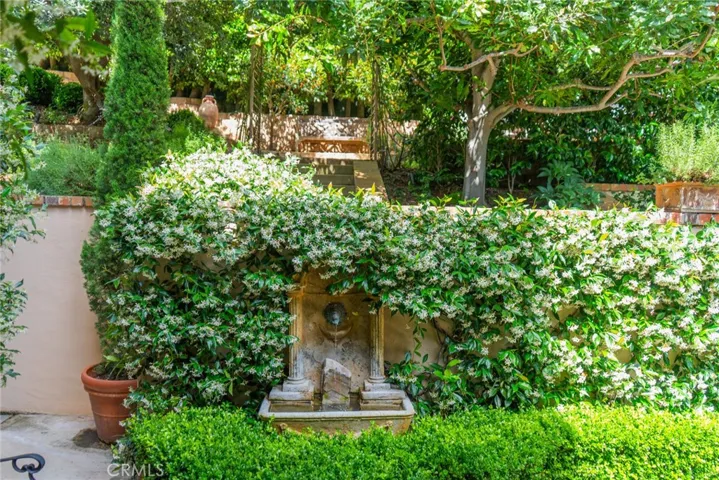 830 Temple Hills Drive, Laguna Beach, California 92651