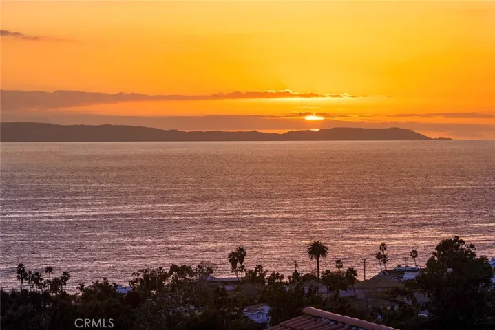 830 Temple Hills Drive, Laguna Beach, California 92651