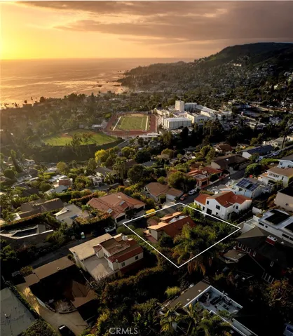 830 Temple Hills Drive, Laguna Beach, California 92651
