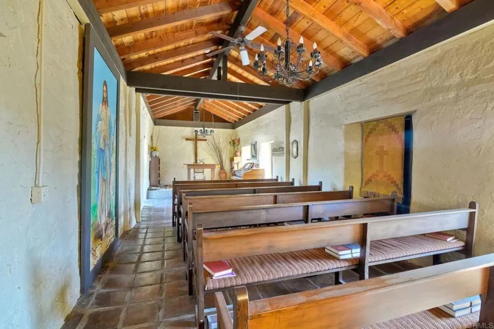 Community Chapel
