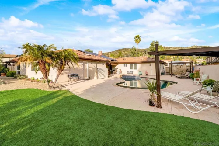 14752 Kalapana Street, Poway, California 92064