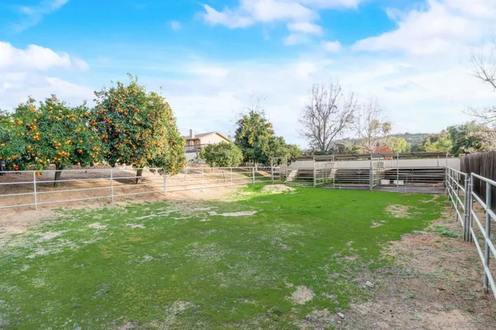 14752 Kalapana Street, Poway, California 92064