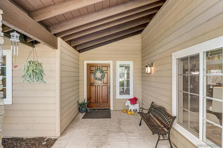 14752 Kalapana Street, Poway, California 92064