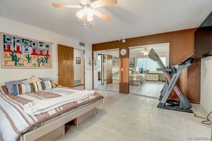 14752 Kalapana Street, Poway, California 92064