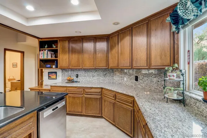 14752 Kalapana Street, Poway, California 92064