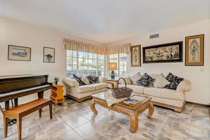 14752 Kalapana Street, Poway, California 92064
