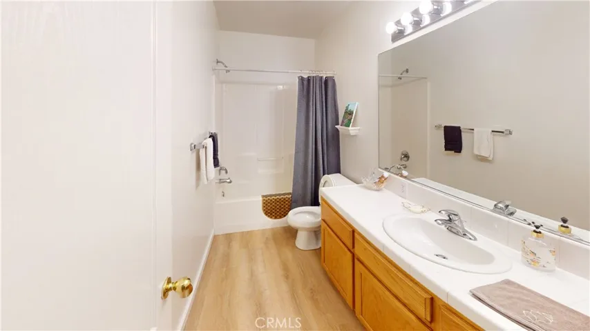4606 Mesa Peak Way, Bakersfield, California 93311