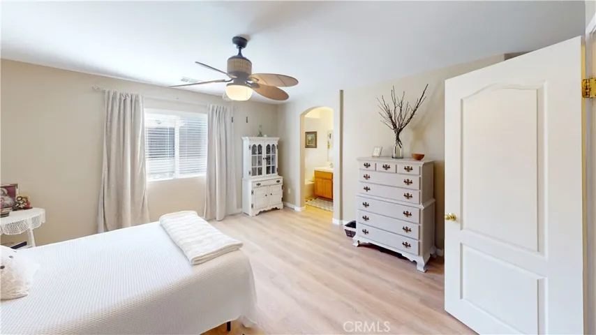 4606 Mesa Peak Way, Bakersfield, California 93311