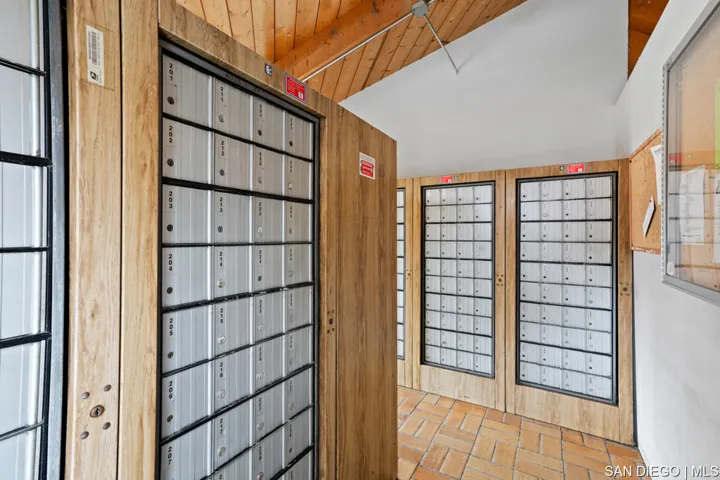 1369 Caminito Gabaldon Unit UNIT G, San Diego, California 92108