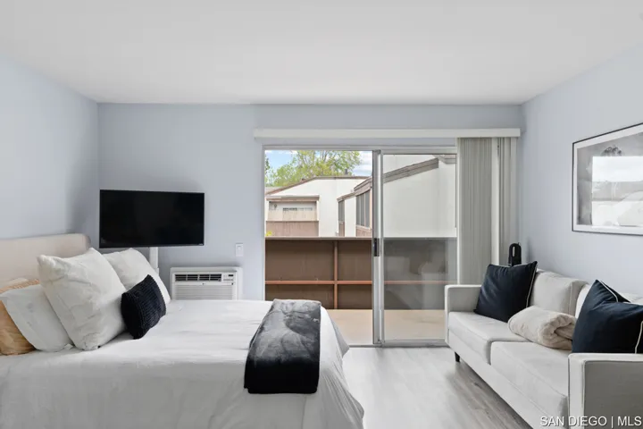 1369 Caminito Gabaldon Unit UNIT G, San Diego, California 92108