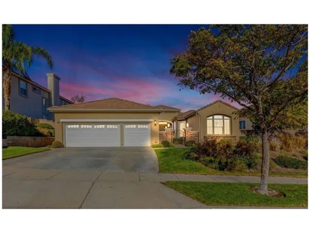 1735 Spyglass Drive, Corona, California 92883