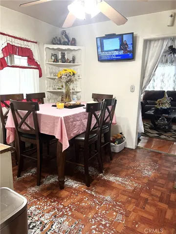 Eat in Kitchen