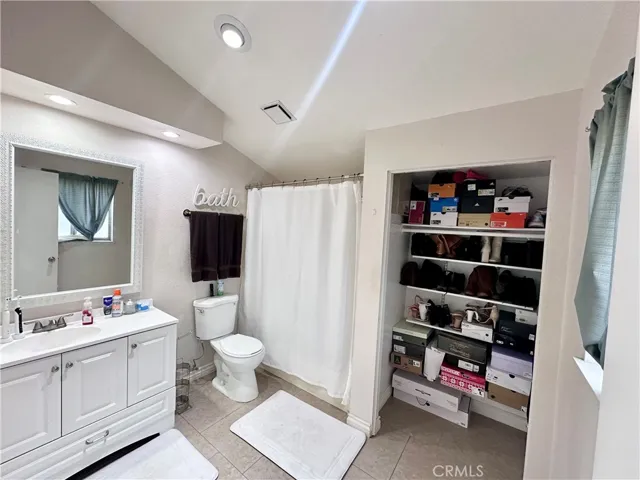 7700 Eugenia Drive, Fontana, California 92336