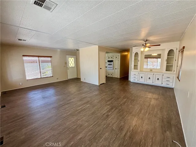 Totally open floor plan