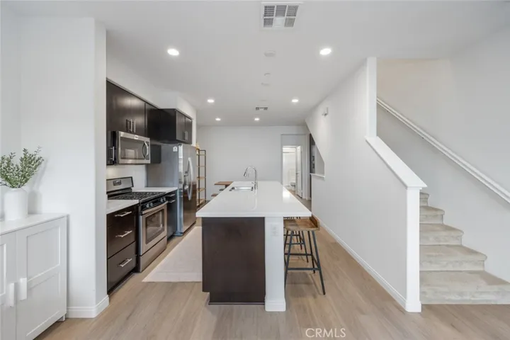 947 E Drapery Lane, Anaheim, California 92802