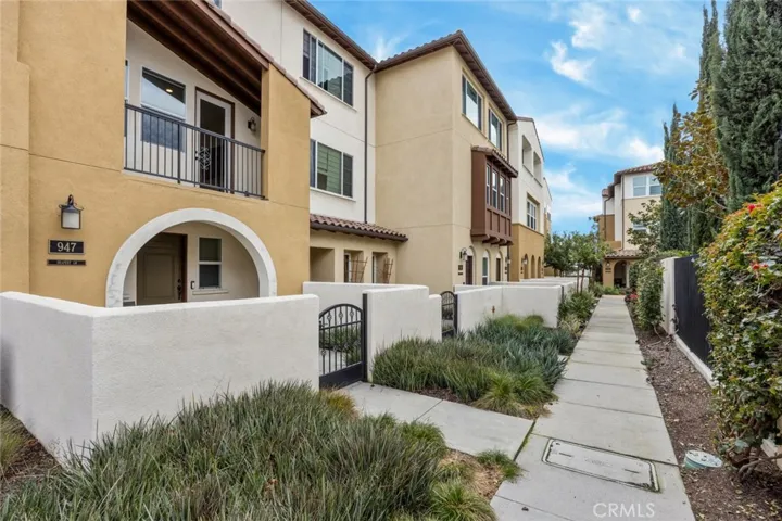 947 E Drapery Lane, Anaheim, California 92802