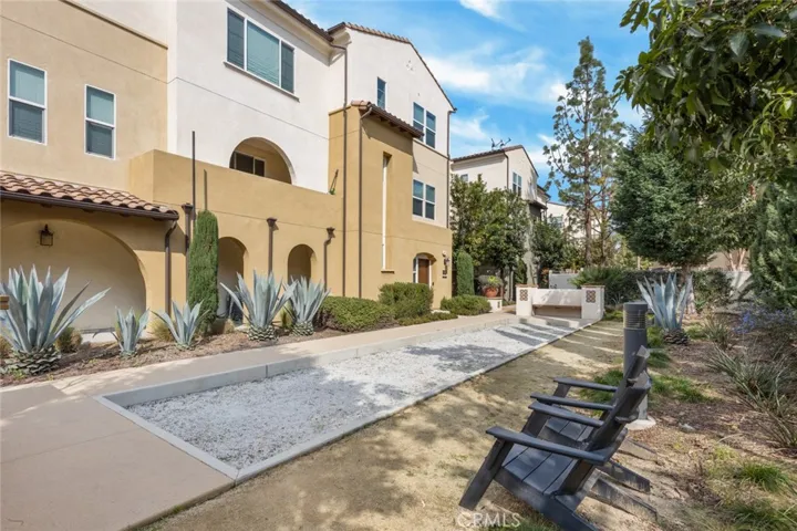 947 E Drapery Lane, Anaheim, California 92802