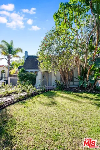 6630 W Moore Drive, Los Angeles, California 90048