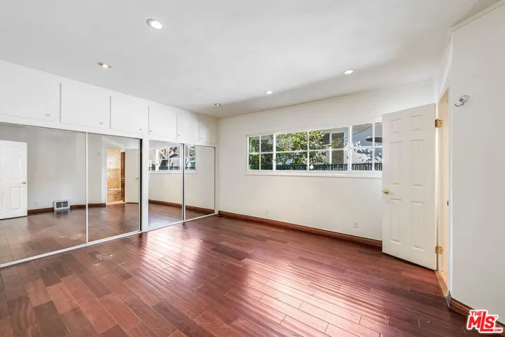 6630 W Moore Drive, Los Angeles, California 90048