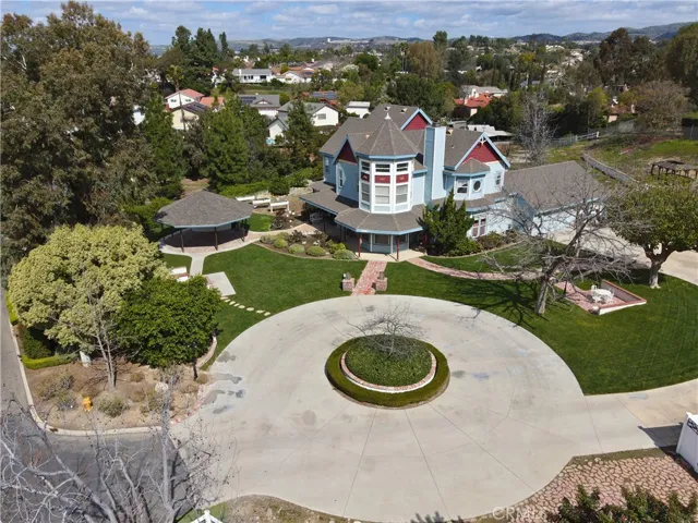 Grand estate