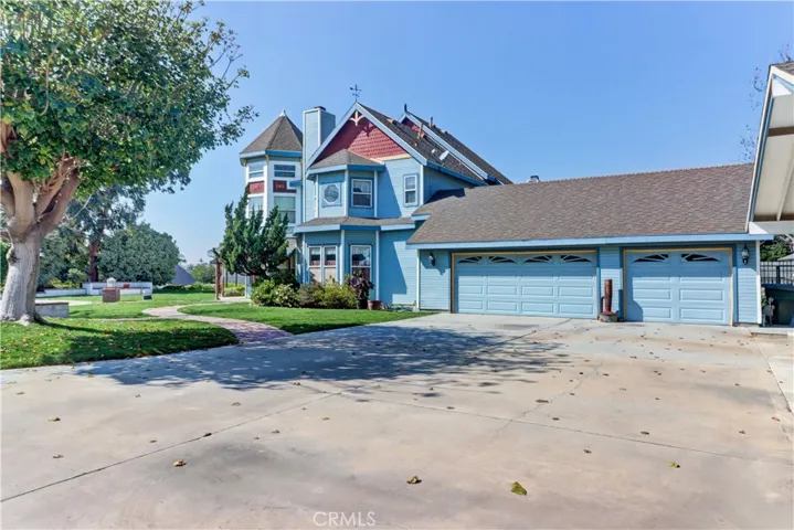 3 car garage