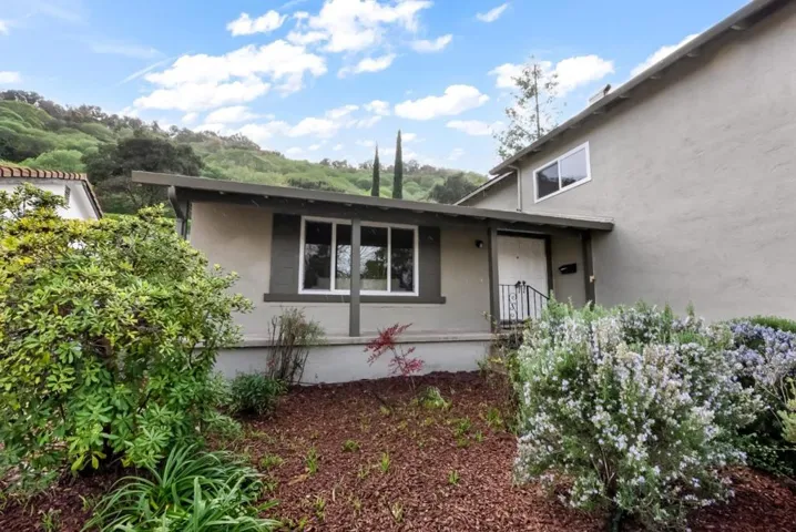 932 Foothill Drive, San Jose, California 95123