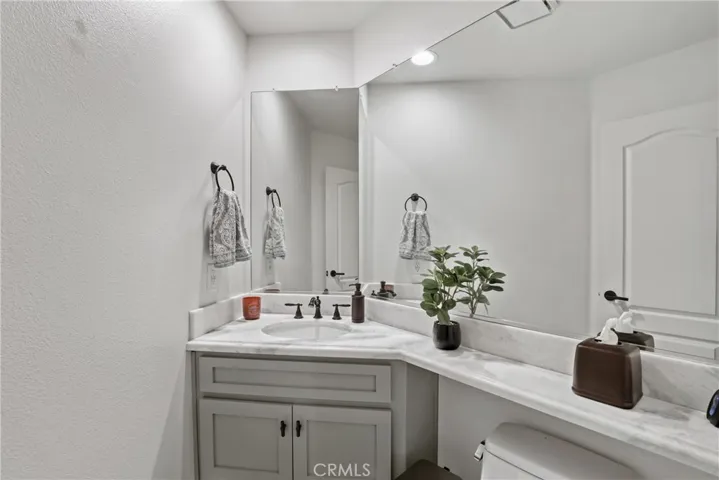 1588 San Almada Road, Corona, California 92882