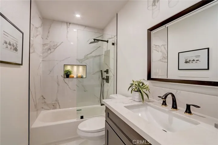 18976 Harnett Street, Porter Ranch, California 91326
