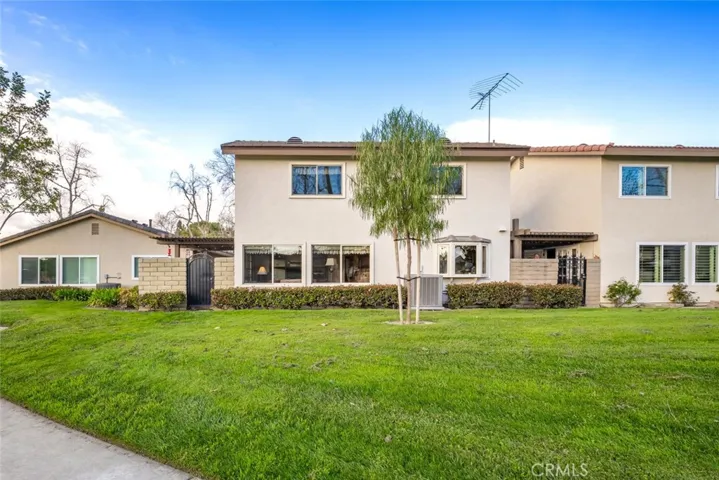 6648 Brewster Court, Cypress, California 90630
