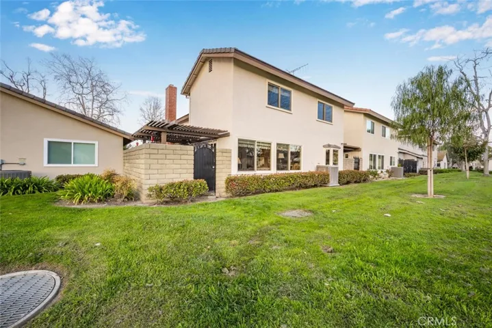 6648 Brewster Court, Cypress, California 90630