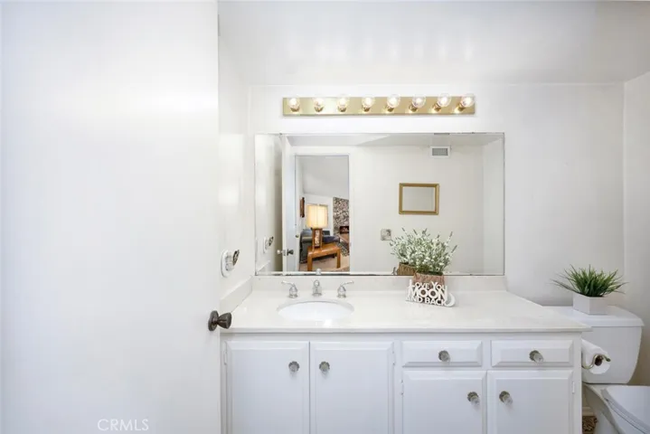 6648 Brewster Court, Cypress, California 90630