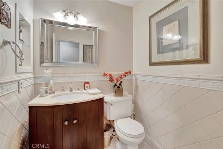 1061 S Pine Canyon Circle, Anaheim Hills, California 92807