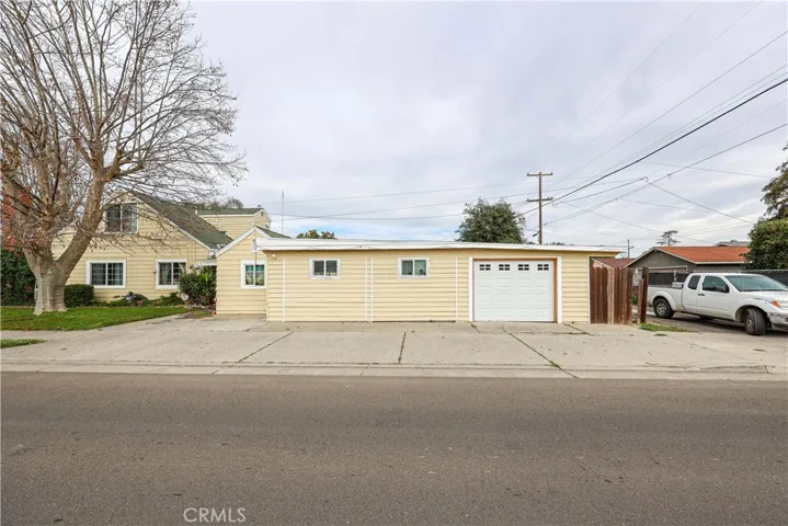 845 Main Street, Livingston, California 95334