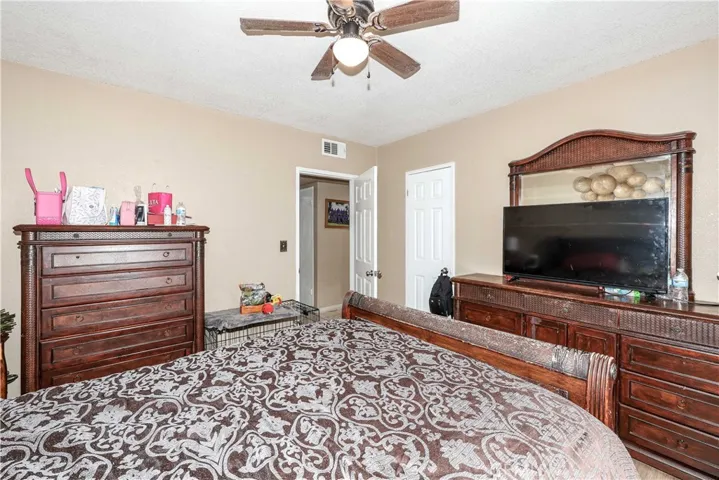 845 Main Street, Livingston, California 95334