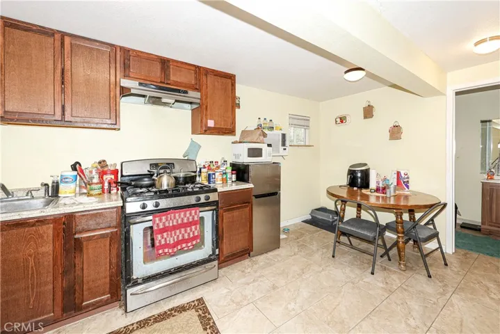 845 Main Street, Livingston, California 95334