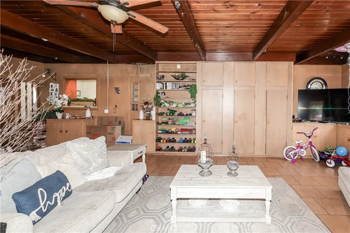 845 Main Street, Livingston, California 95334