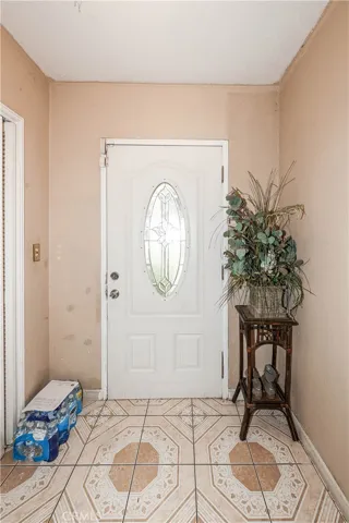 845 Main Street, Livingston, California 95334