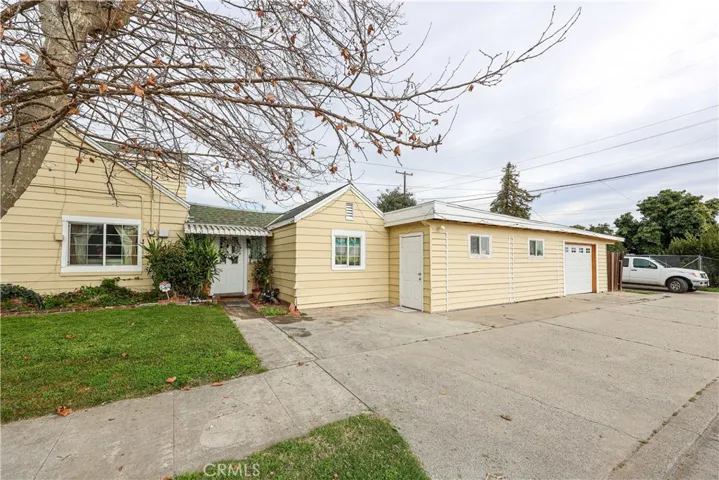 845 Main Street, Livingston, California 95334