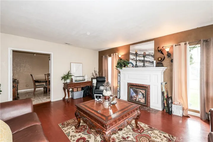 845 Main Street, Livingston, California 95334